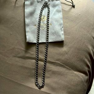 Chain link necklace